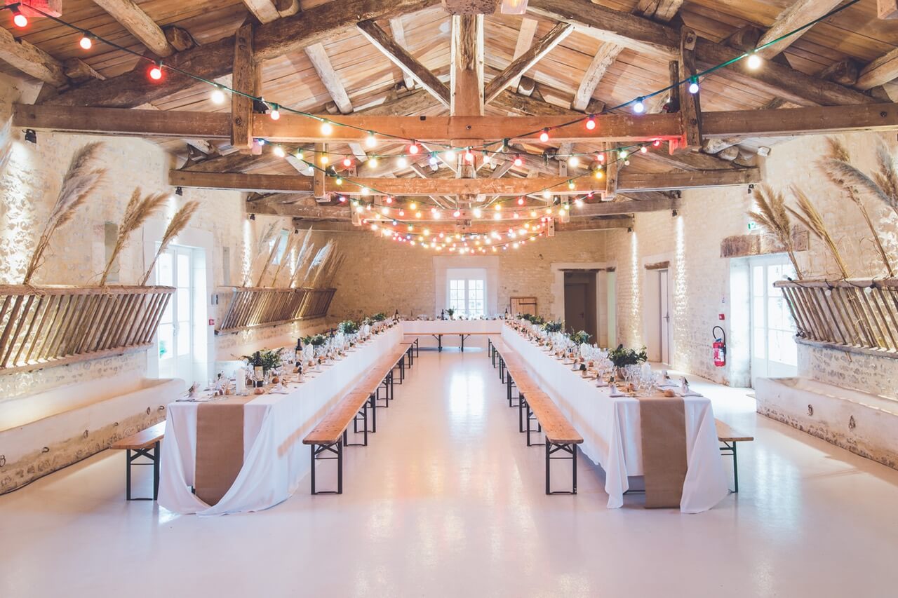 Lighting Trends For Modern Weddings Nanina S In The Park Wedding Lighting